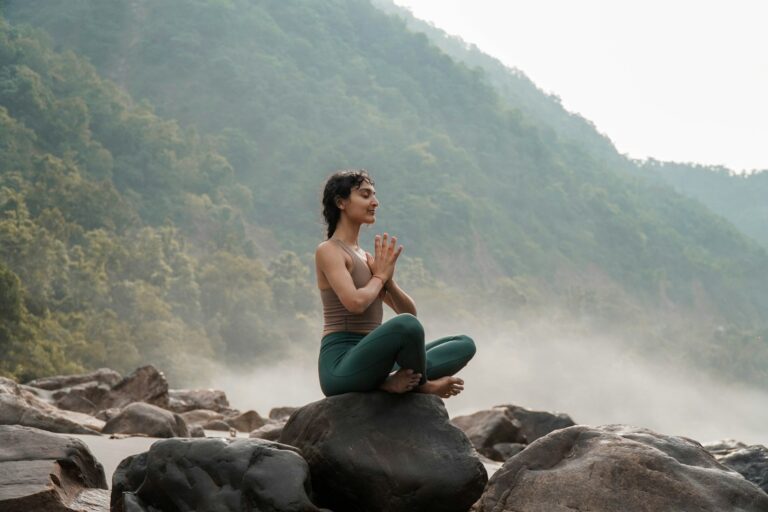 Медитация для начинающих: как правильно медитировать пошагово